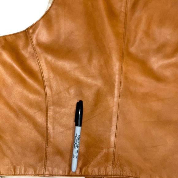 Vintage Continental Leather Fashions Mens Western Hippie Style Two Pocket Vest - Picture 12 of 15